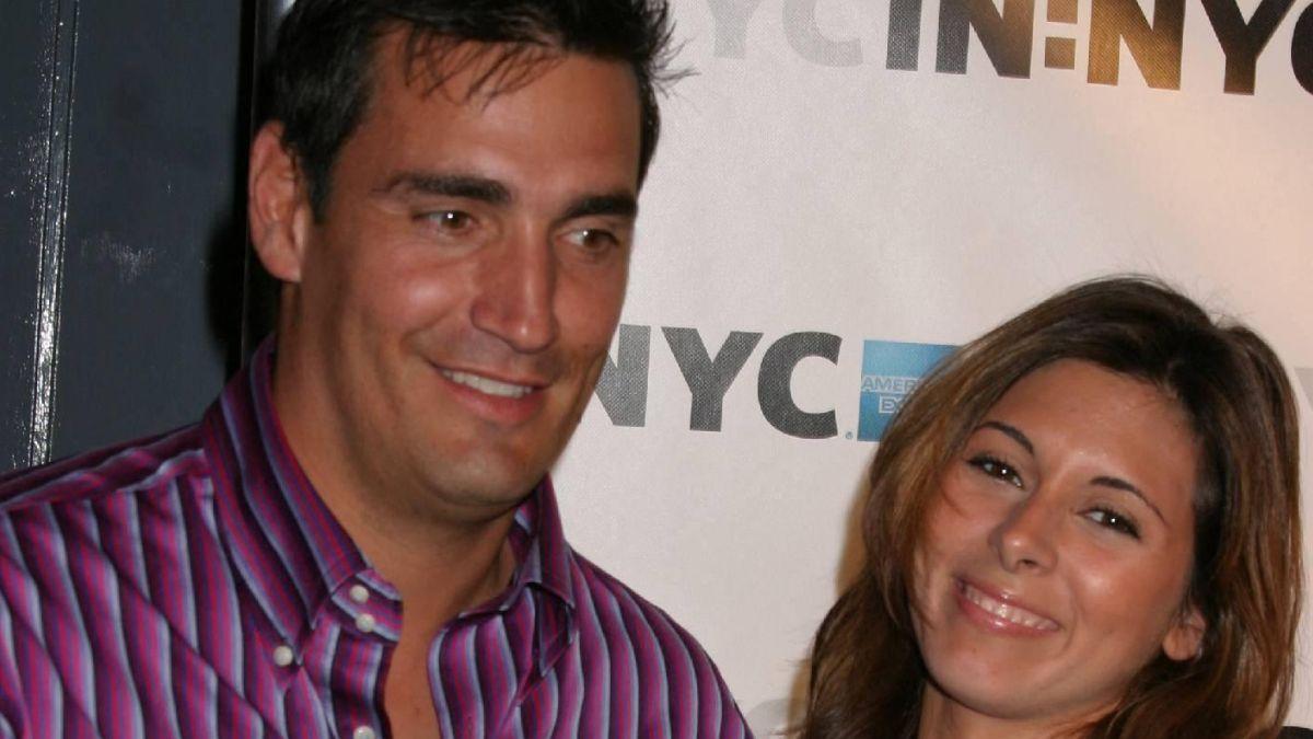 Photo of AJ Discala and Jamie-Lynn Sigler