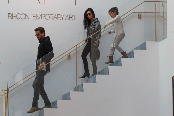 Kourtney Kardashian and Scott Disick get together for shopping with Mason