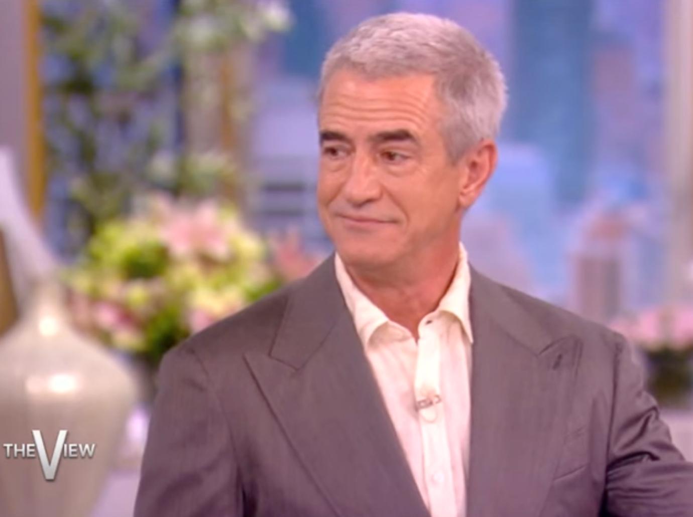 dermot mulroney leaves the view mid show writers strike