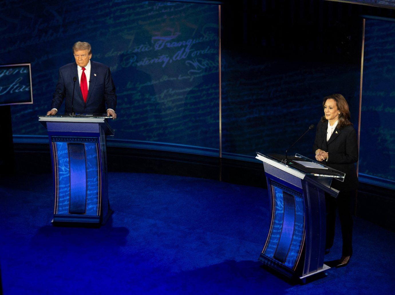 kamala harris debate outfit trolled resembling quaker oats mascot