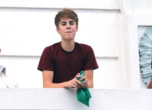 2011__10__Justin_Bieber10042011F_ _1.jpg