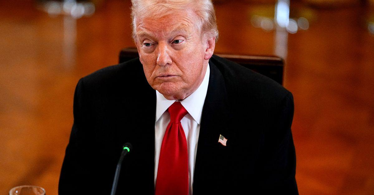 image of People made fun of the politician for his sleepiness. 