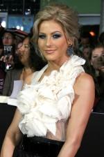 2009__11__wenn2659027 150×225.jpg