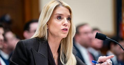 photo of Pam Bondi.