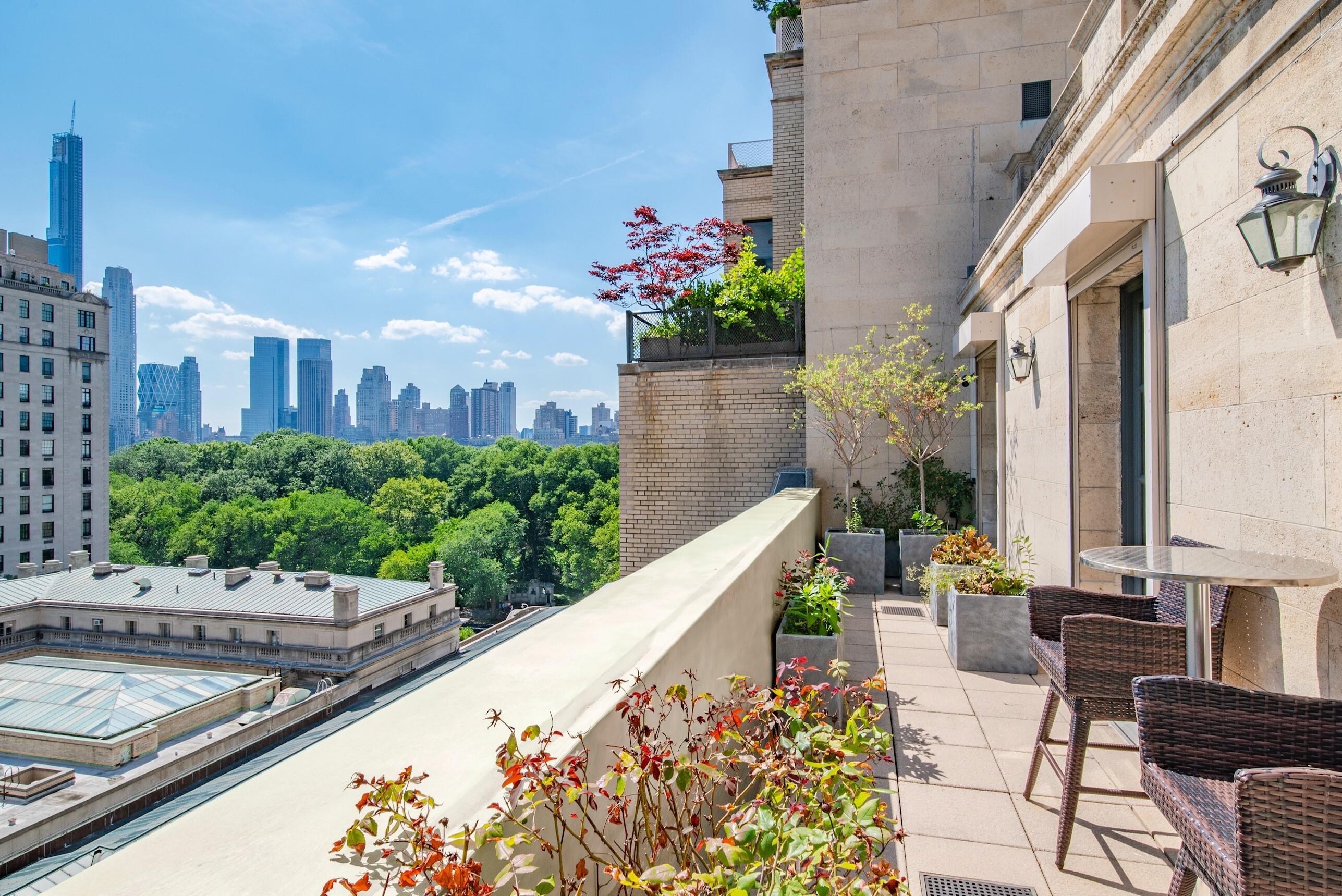 jeffrey epstein new york city townhouse  million