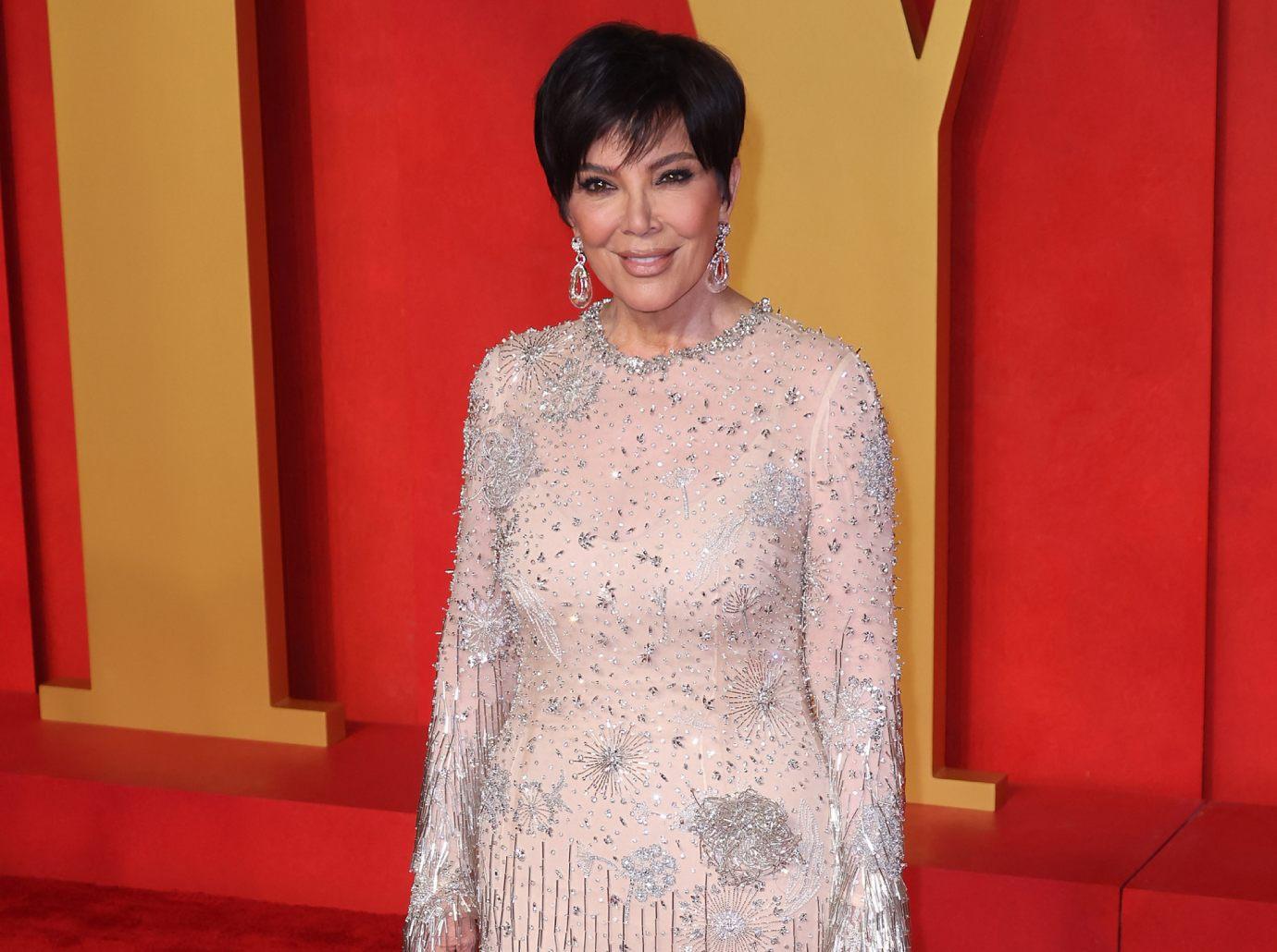 kris jenner accused photoshopping head someone elses body new pictures