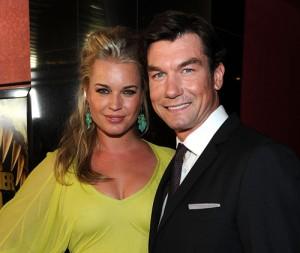 2010__08__Rebecca_Romijn_Jerry_OConell_Aug20news 300&#215;253.jpg