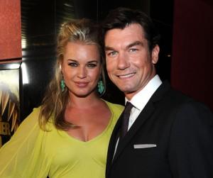 2010__08__Rebecca_Romijn_Jerry_OConell_Aug20news 300×253.jpg