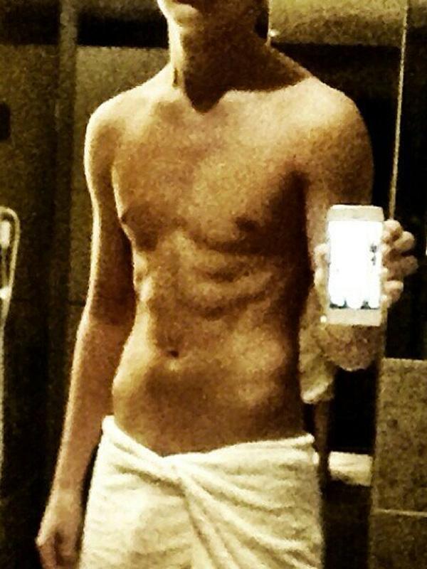 Austin mahone in towel