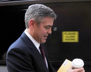 2011__03__george_clooney_march3_35a1 300×239.jpg