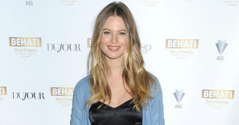 Behati prinsloo pregnant due date adam levine
