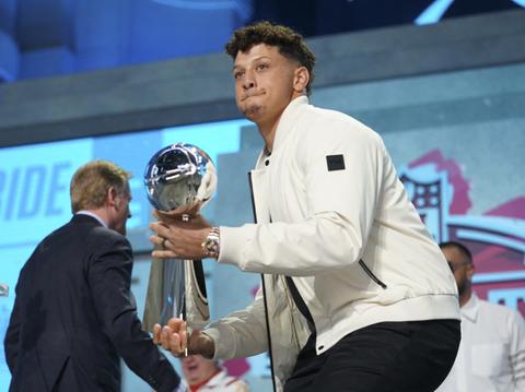 patrick mahomes trolled refusing wash lucky underwear winning streak