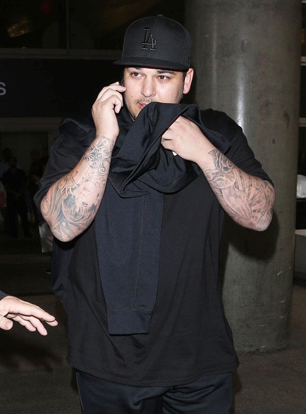 Rob kardashian weight gain danger fame