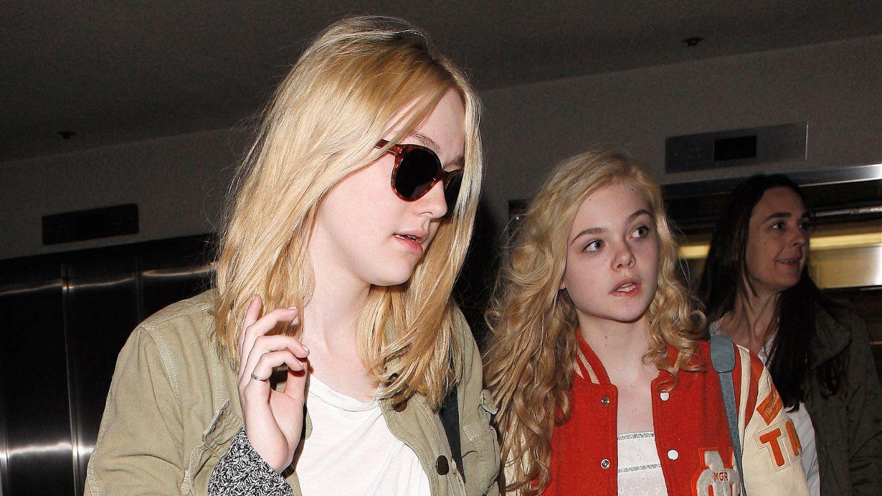 Image of Dakota Fanning revealed that she and Elle Fanning were nervous about sharing the screen in 'The Nightingale.'