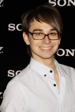 2009__11__okchristiansiriano 150×225.jpg