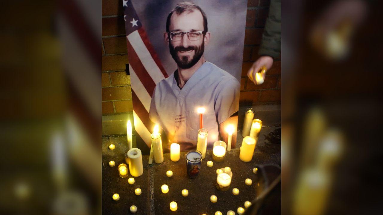 Photo of Alex Pretti was also killed in Minnesota.