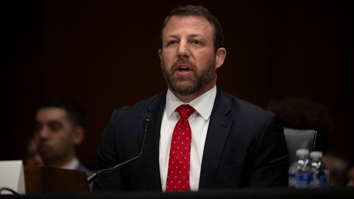 Image of Republicans defended Markwayne Mullin against Jimmy Kimmel's jabs.