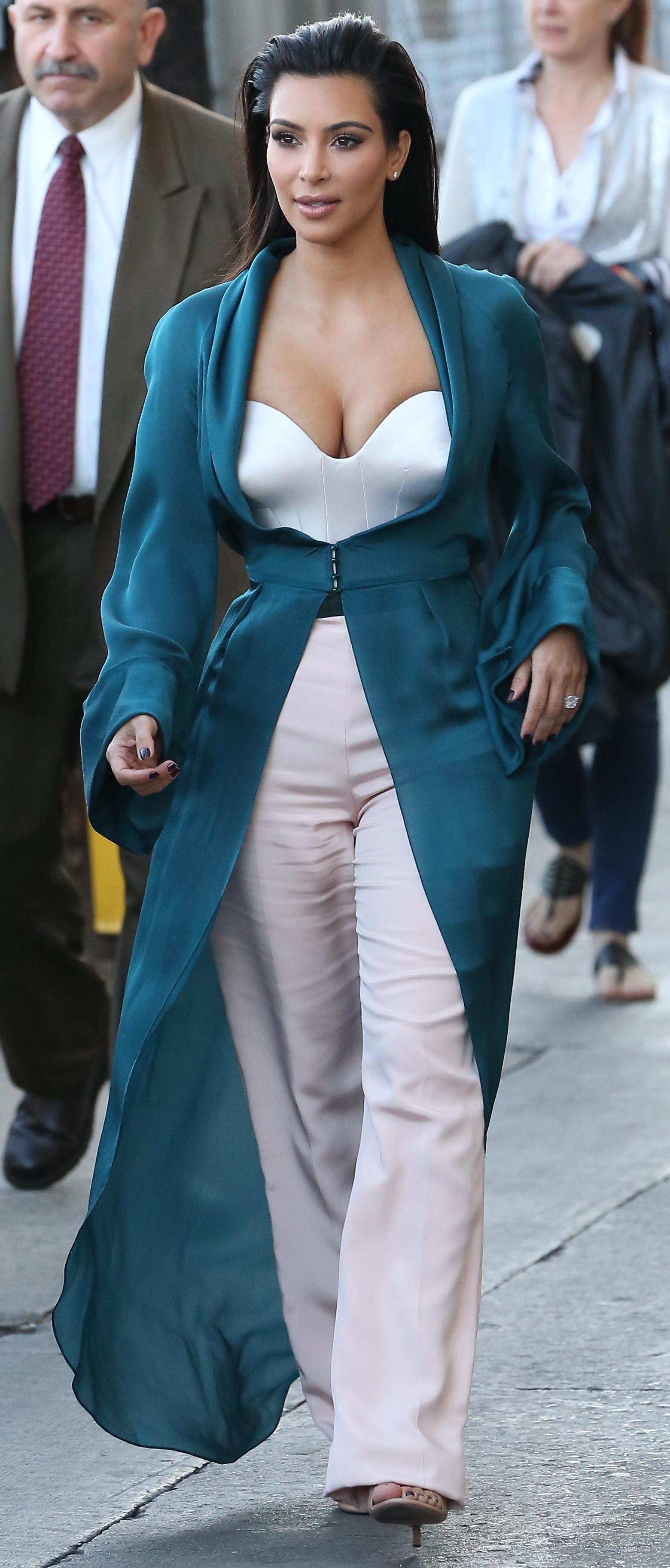 Kim Kardashian stops to sign a few autographs as she heads to &#8216;Jimmy Kimmel Live!&#8217; in Hollywood, CA