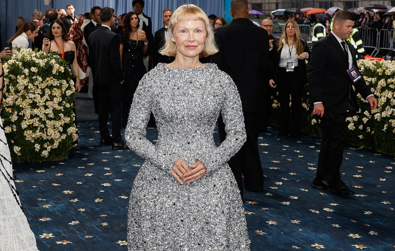 met gala pamela anderson