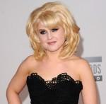 2010__12__Kelly_Osbourne_Dec23newnea 150×147.jpg