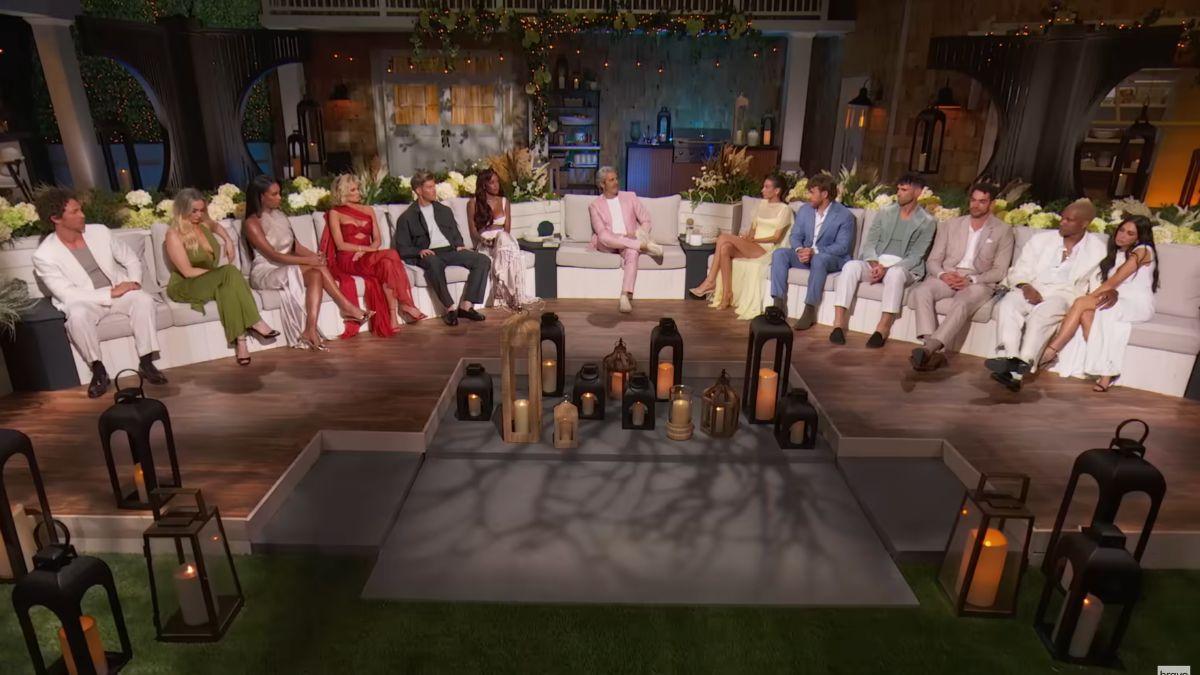 Image of Cast members questioned the romance timeline.