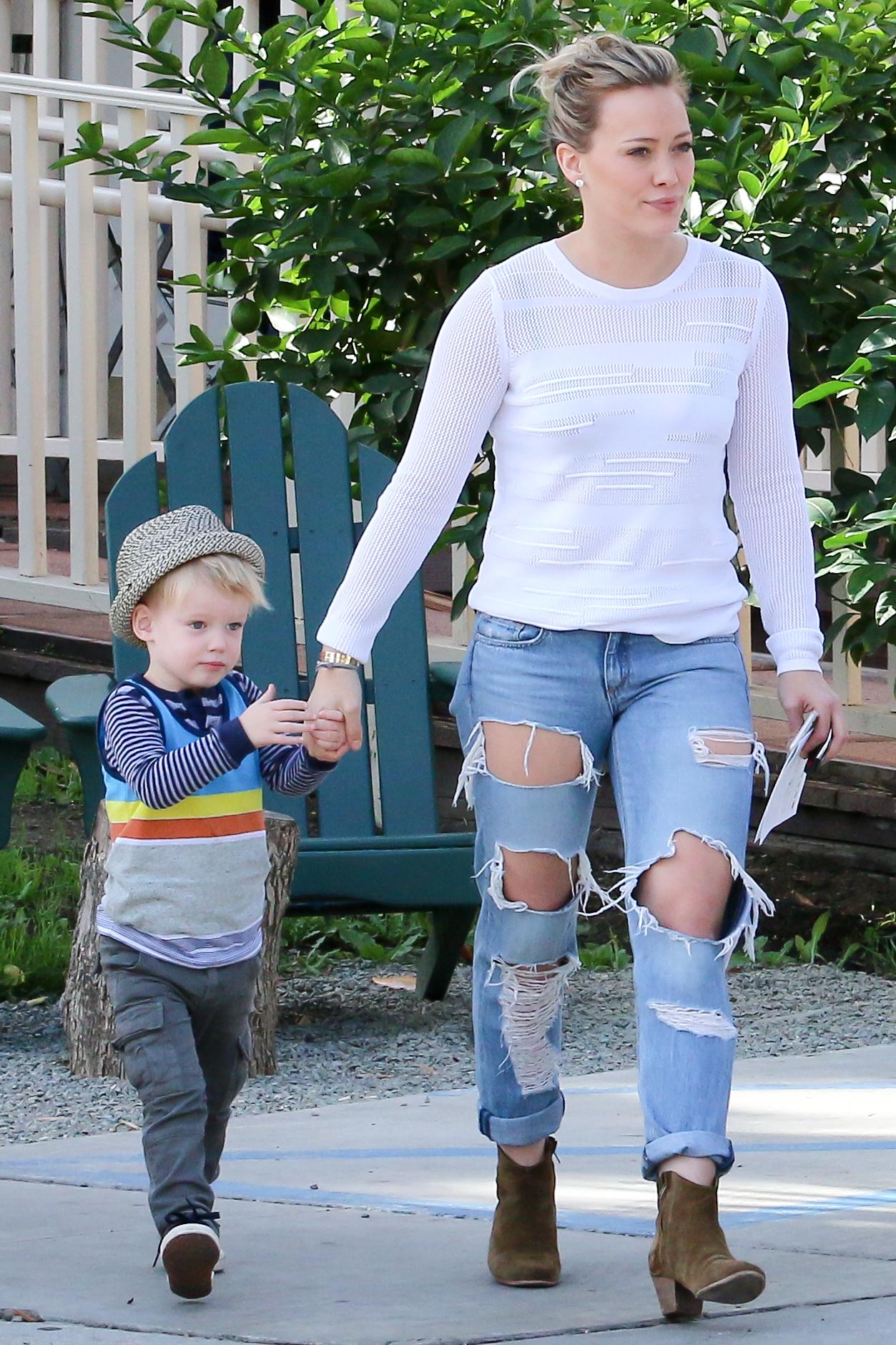 &#8220;Happy Family Together &#8221; Hillary Duff and Mike take son Luca to a Breakfast in Los Angeles, CA