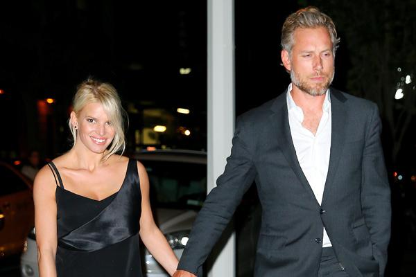 Jessica Simpson and Eric Johnson Go On Fashionable Dinner Date in NYC