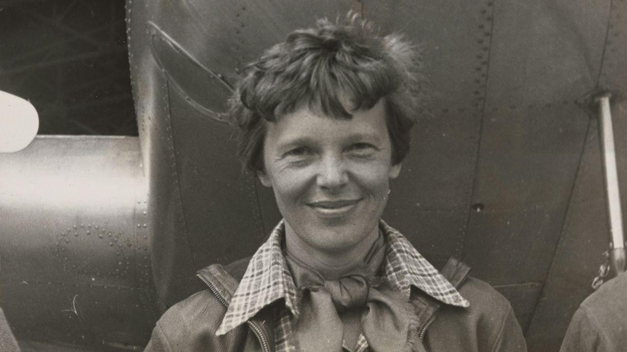 Photo of Amelia Earhart