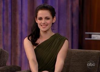 Kristen stewart nov11nea.jpg