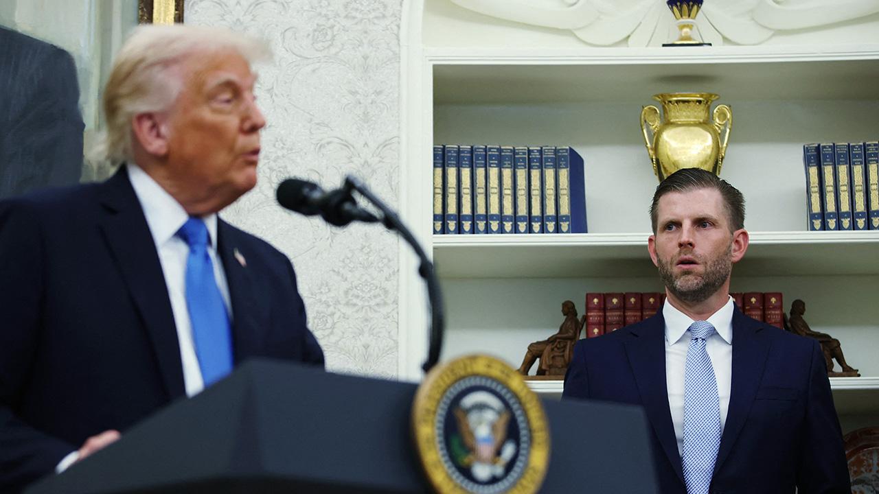 photo of Social media users noticed the POTUS looked physically different in the image.