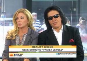 2011__06__Shannon_Tweet_Gene_Simmons_June14newsnea 300&#215;211.jpg