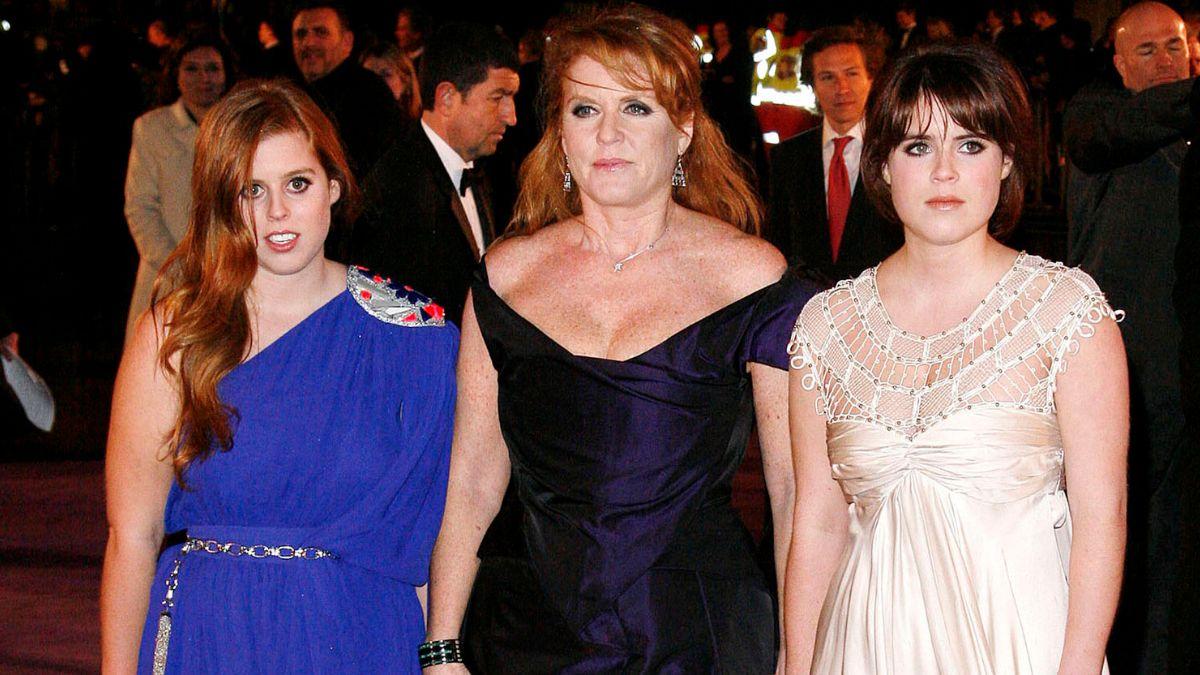 image of Sarah fergsuon and daughters 
