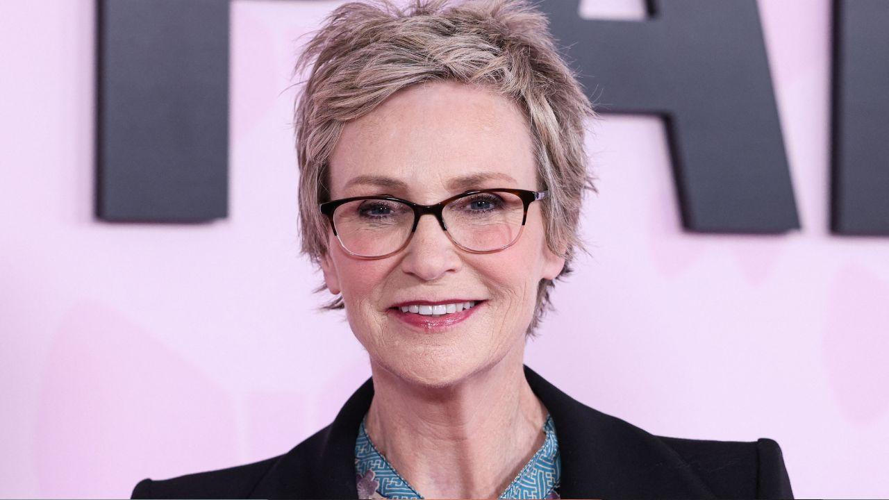 Image of Jane Lynch.
