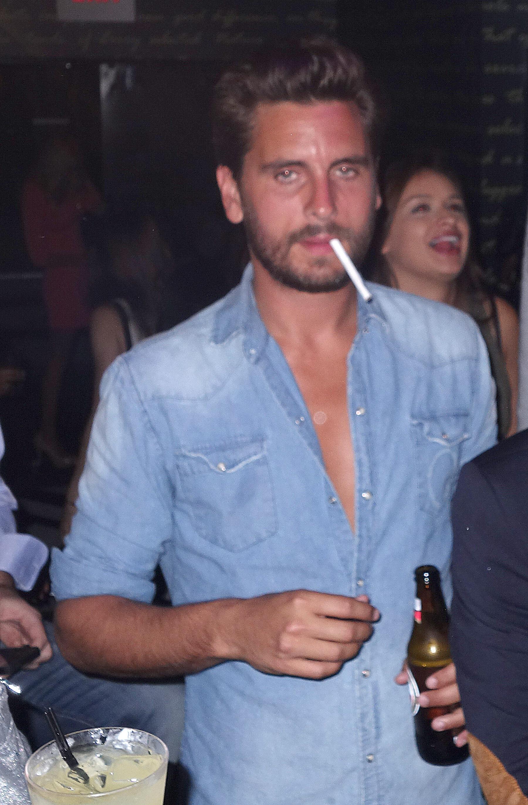 Scott Disick parties in the Hamptons at 2am with his friends at 1OAK