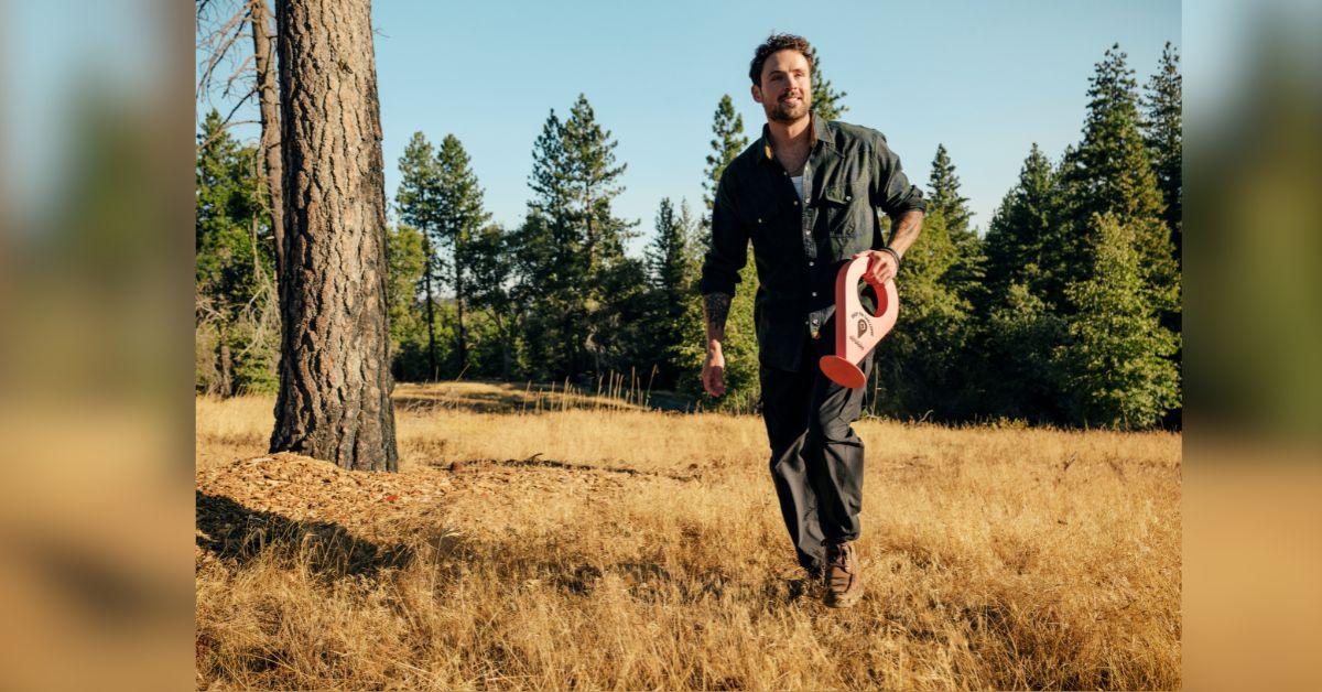 marriott bonvoy launches new outdoor platform taps dylan efron create drop pin challenge