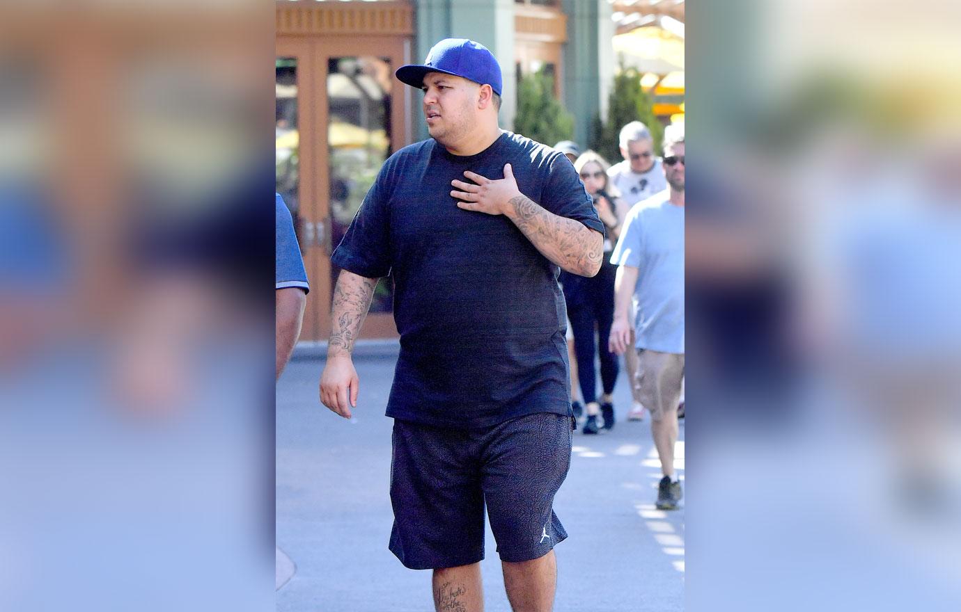 EXCLUSIVE: Rob Kardashian spotted picking up snacks at Wetzels Pretzels in Disneyland