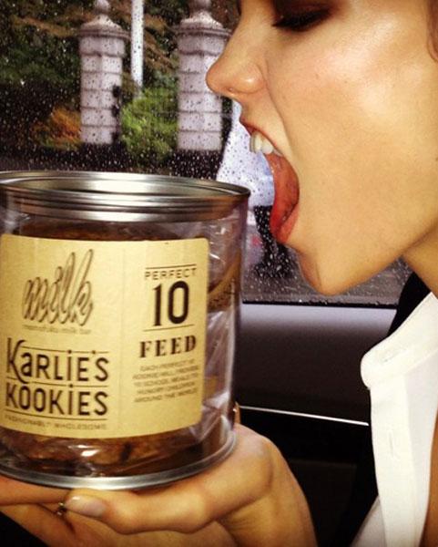 Ok_051513_cookies karlie kloss_ _1.jpg