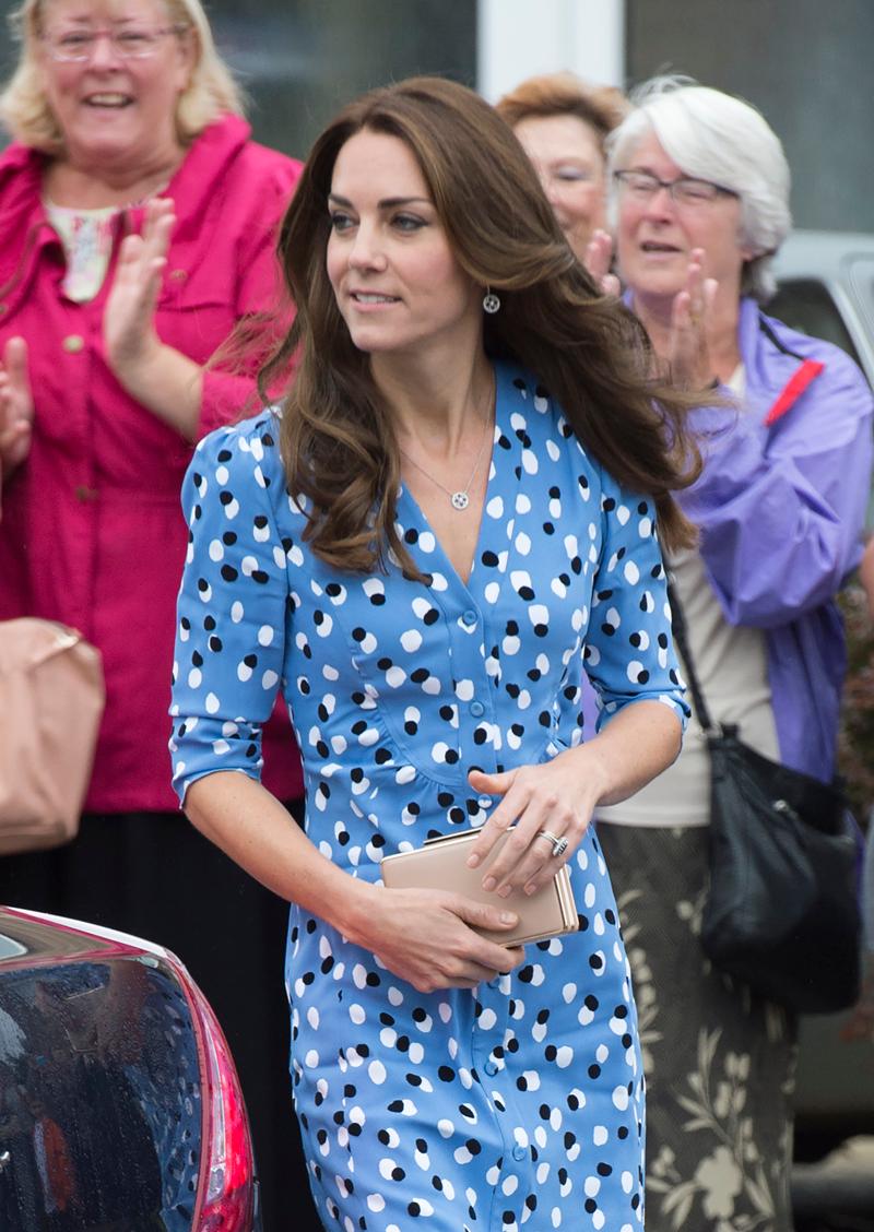 Complete Chaos! Prince William Rushes To Help An Elderly Man After ...