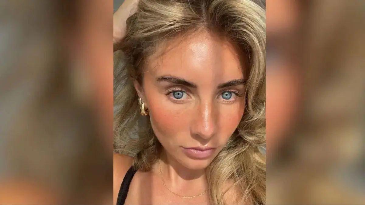 Photo of Bonnie Blue posted a since-deleted video of herself mimicking a NSFW act outside the Indonesian embassy in London.