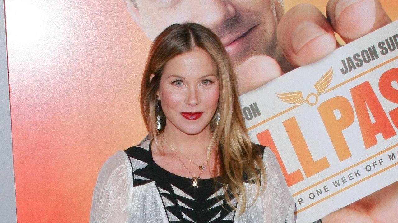 Photo of Christina Applegate.