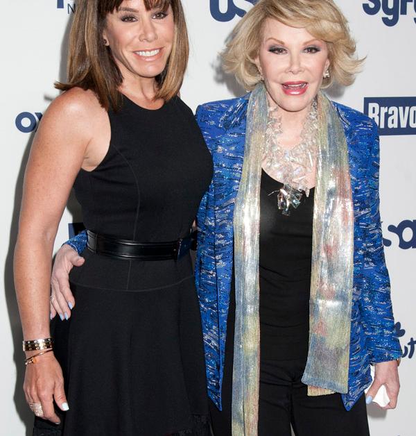 Melissa Rivers Releases Official Statement About Mom Joan Says Shes Resting Comfortably In 