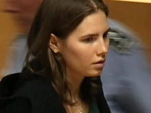 2011__10__Amanda Knox Oct3newsbt 300&#215;225.jpg