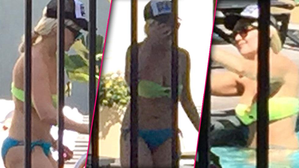 Bikini Babe Amanda Bynes Splashes Around In Pool With Pals See