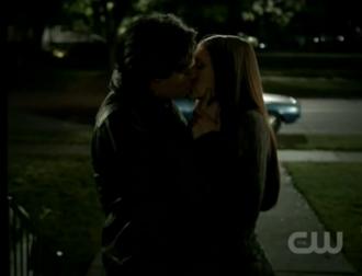 5 Hardest To Watch Delena Scenes On The Vampire Diaries