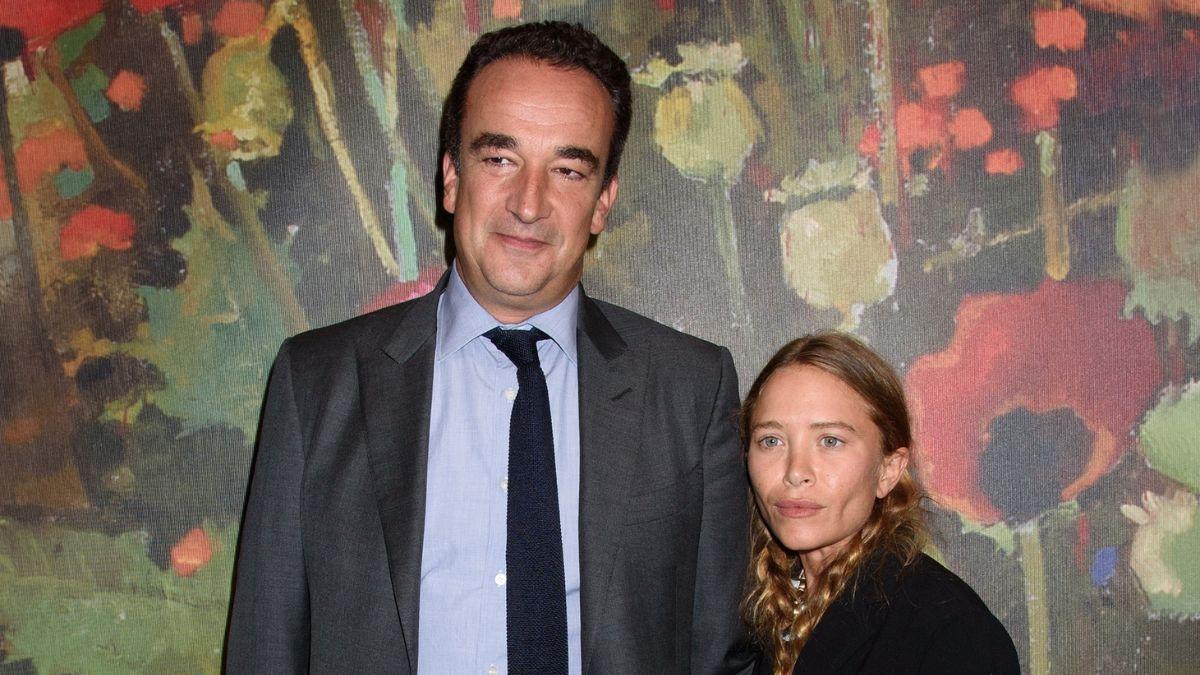 Photo of Mary-Kate Olsen filed for divorce from Olivier Sarközy in 2020.