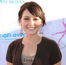 2010__01__jennifer_Lyon_jan20newsne 225×223.jpg