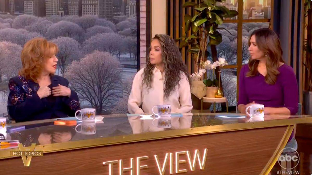 Photo of Conservative guest co-host Amanda Carpenter said she'll be watching to see what the POTUS has to say about ICE's recent actions.