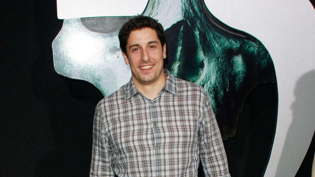 image of Jason Biggs spent four years navigating the challenges of addiction