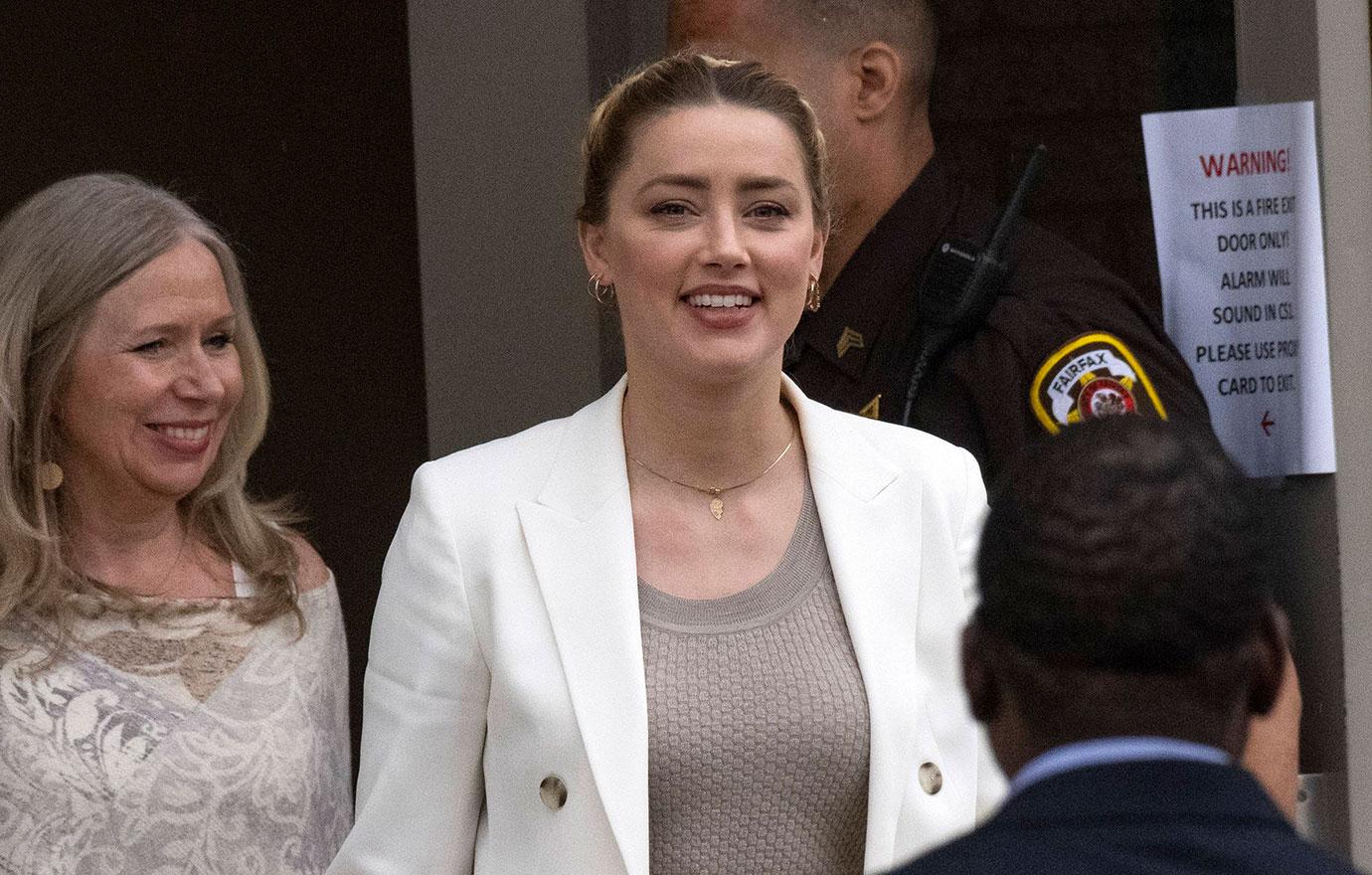 amber heard mocked social media