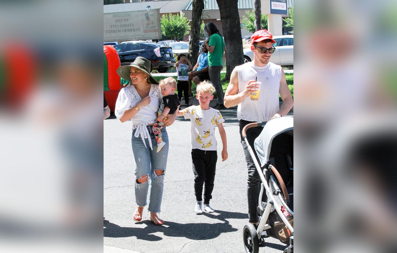 Hilary Duff At Farmer's Market